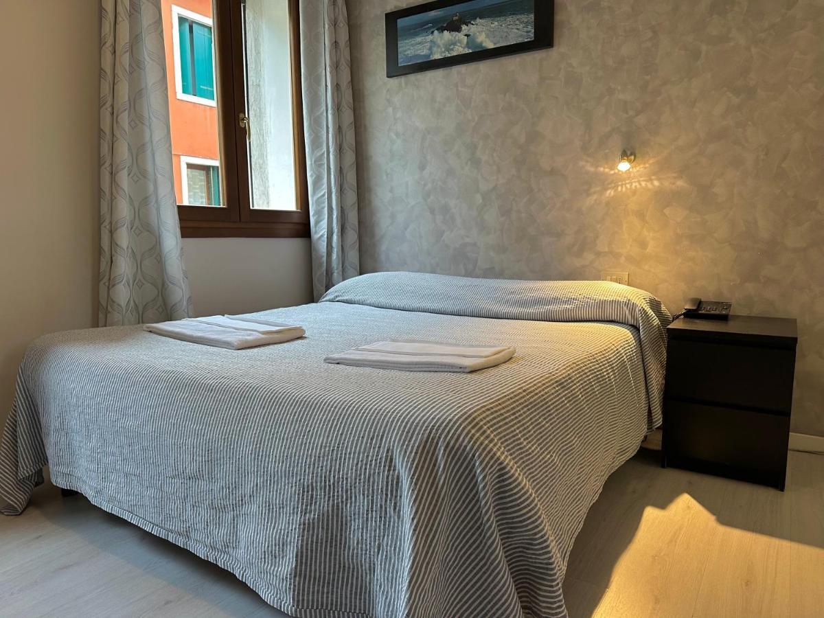 Albergo Roma Valdagno Bagian luar foto