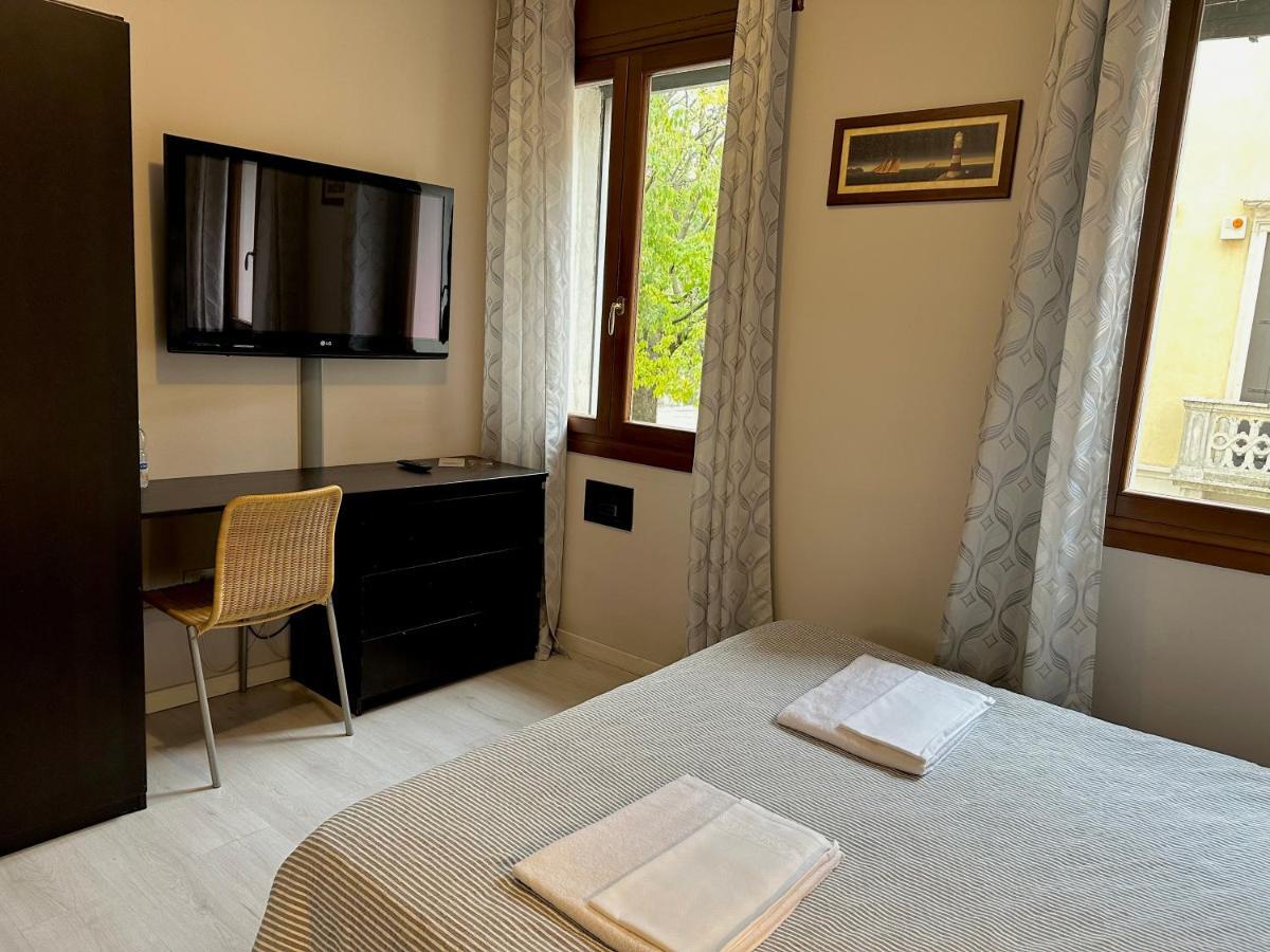 Albergo Roma Valdagno Bagian luar foto